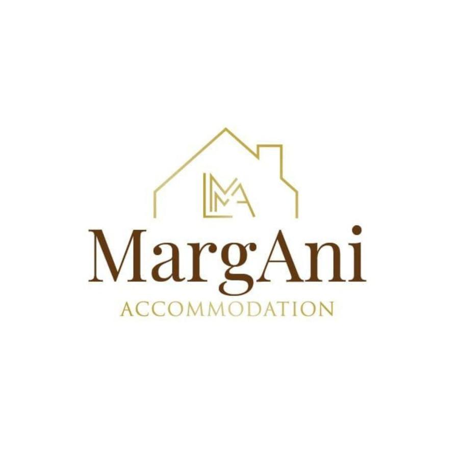 B&B Margani トロペーア エクステリア 写真